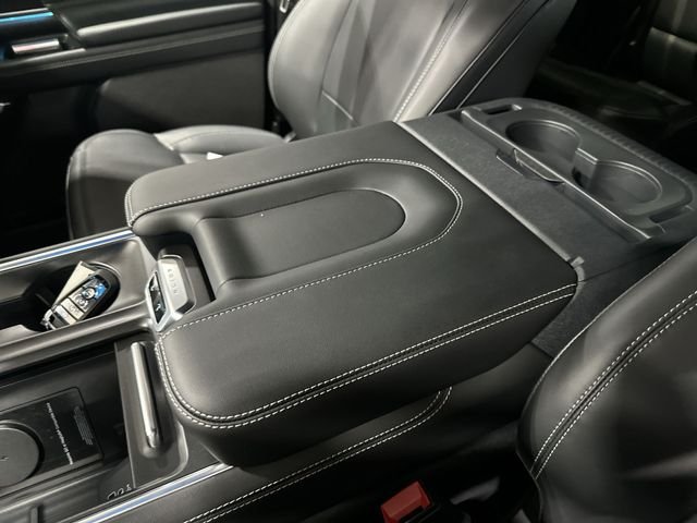 New 2027 Agate Black Metallic Ford Platinum image 28