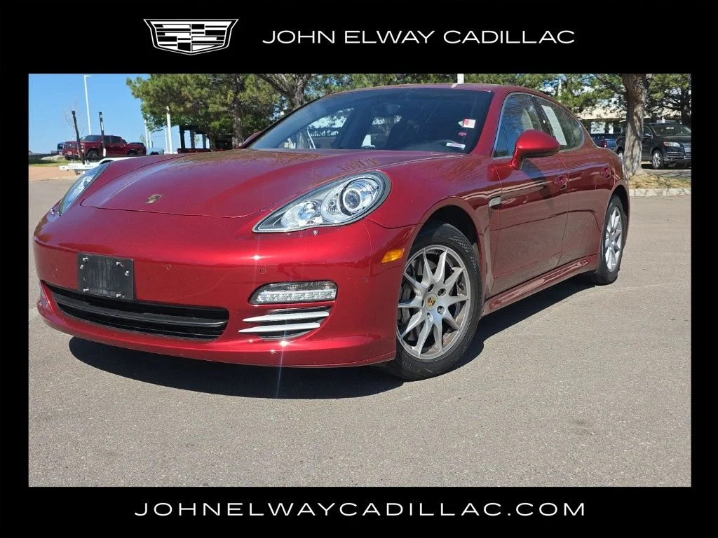 2010 Porsche Panamera 4S's photo