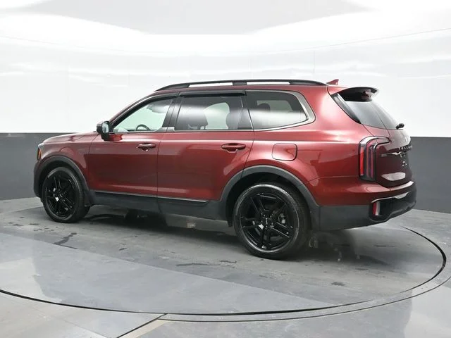 Used 2024 Red Kia EX X-Line image 3