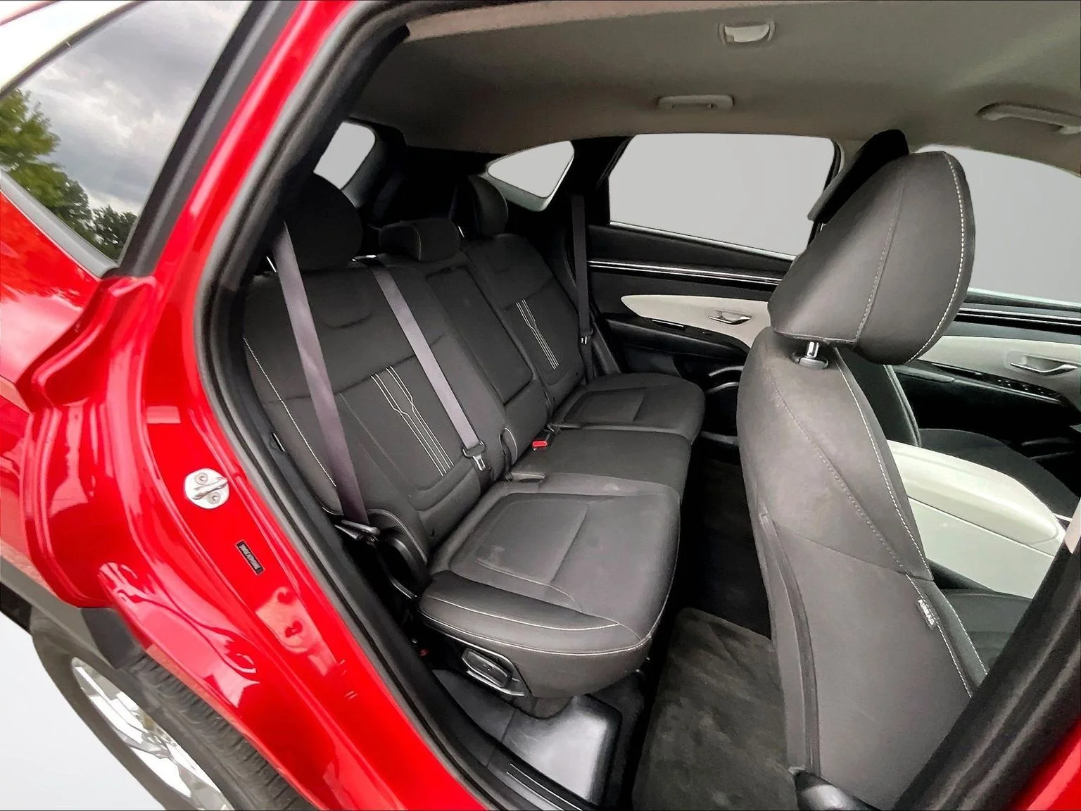 Used 2023 Red Hyundai SEL image 28