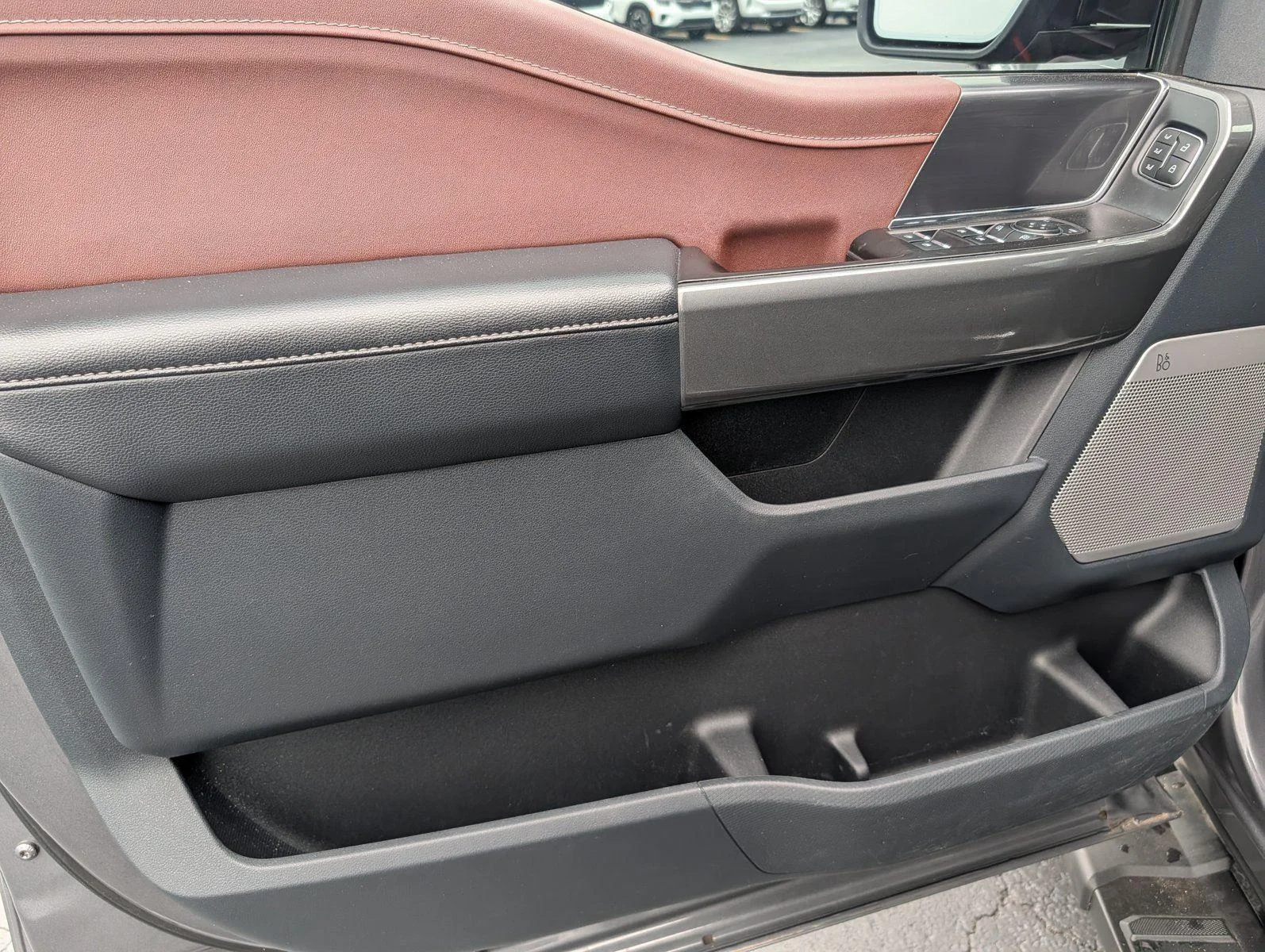 Used 2023 Carbonized Gray Ford LARIAT image 14