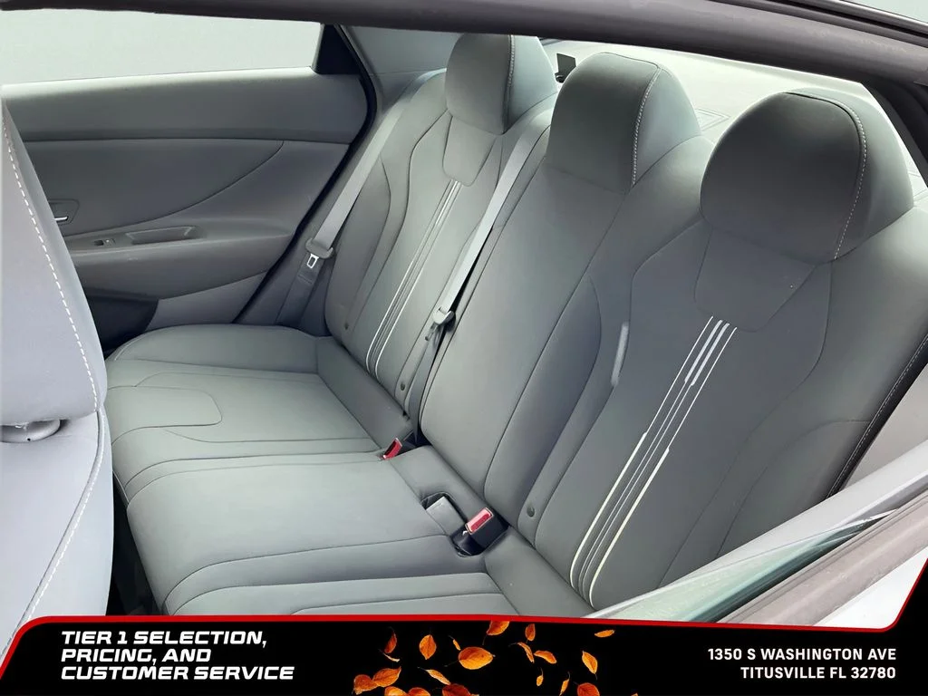Used 2021 Silver Hyundai SEL image 22