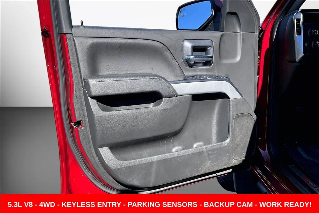 Used 2018 Red Chevrolet LT image 24