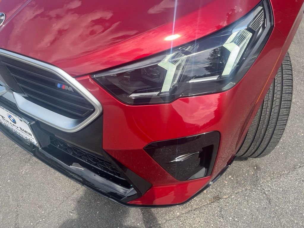 Used 2026 Vegas Red Metallic BMW M35i image 29