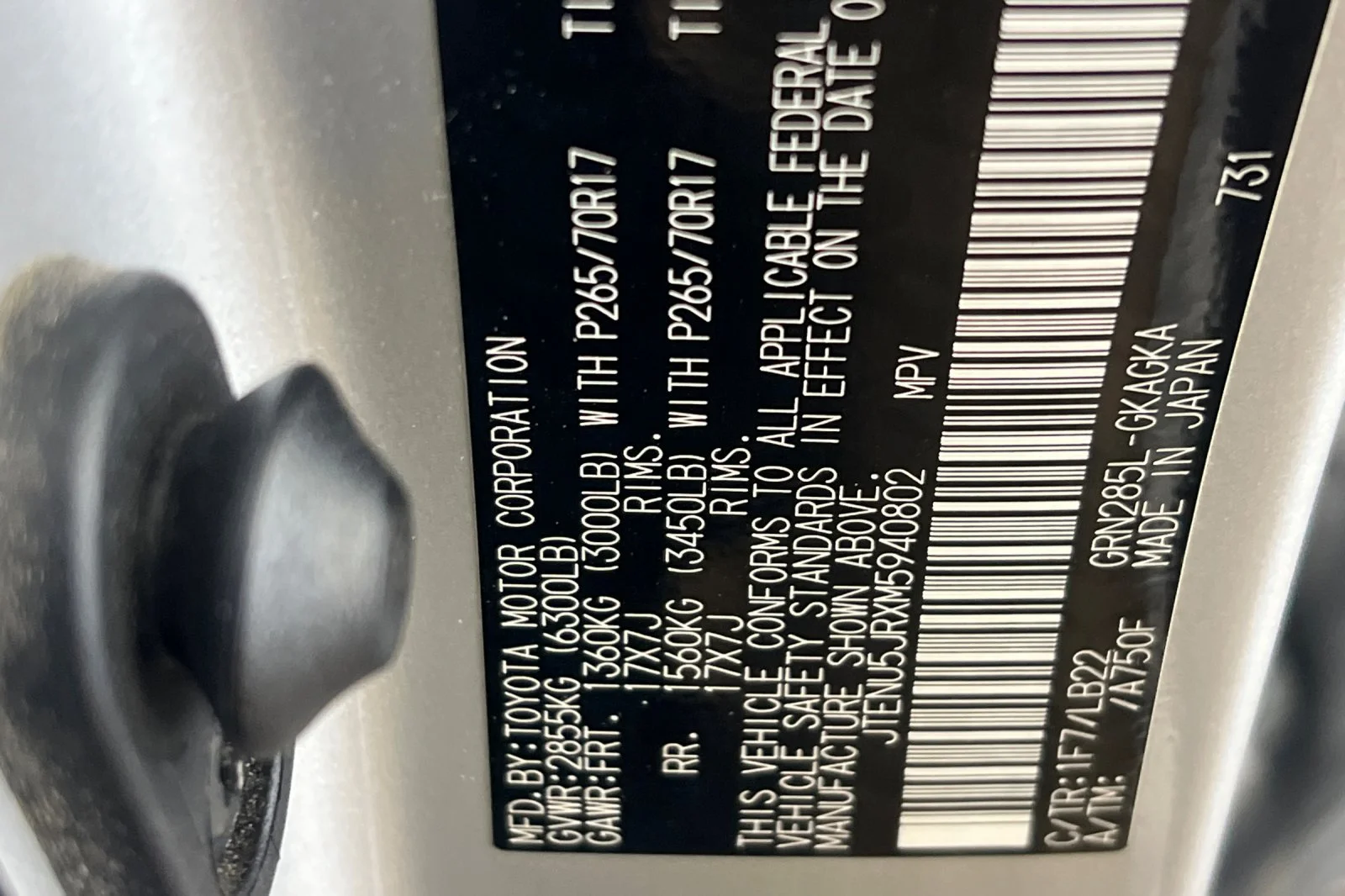 Certified Used 2021 Classic Silver Metallic Toyota SR5 Premium image 33