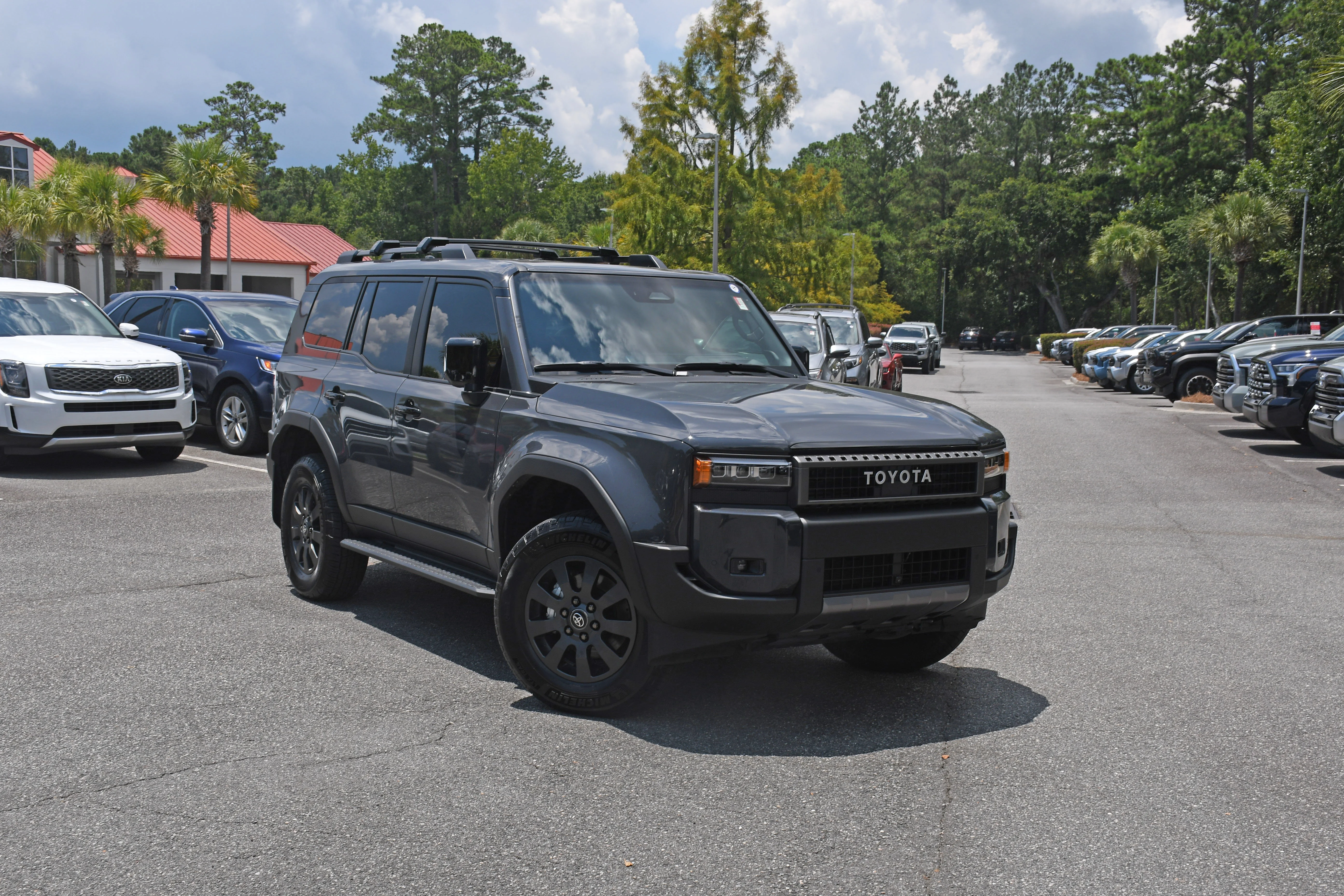 Certified Used 2025  Toyota  image 6