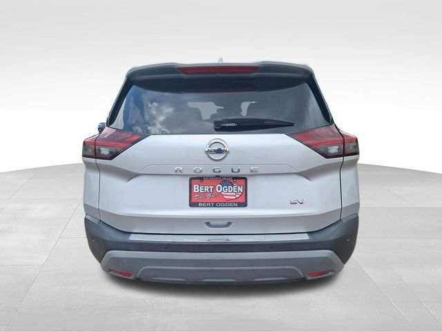 Certified Used 2021 Silver Nissan SV image 7
