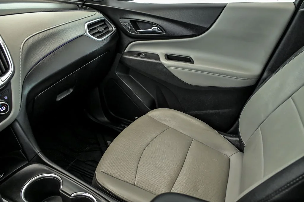 Used 2018 Gray Chevrolet Premier image 27