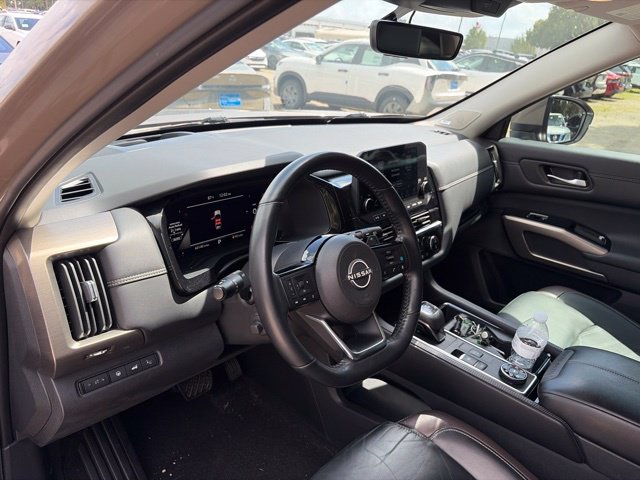 Used 2023 Beige Nissan Platinum image 30