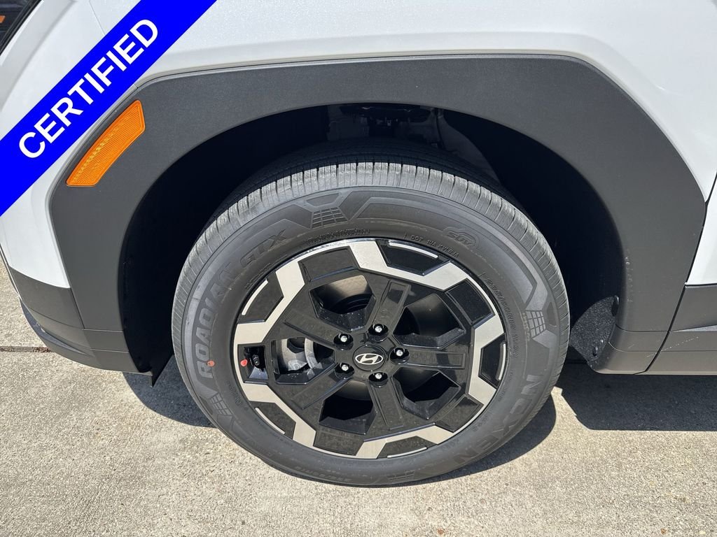 Used 2026 White Hyundai SEL image 18