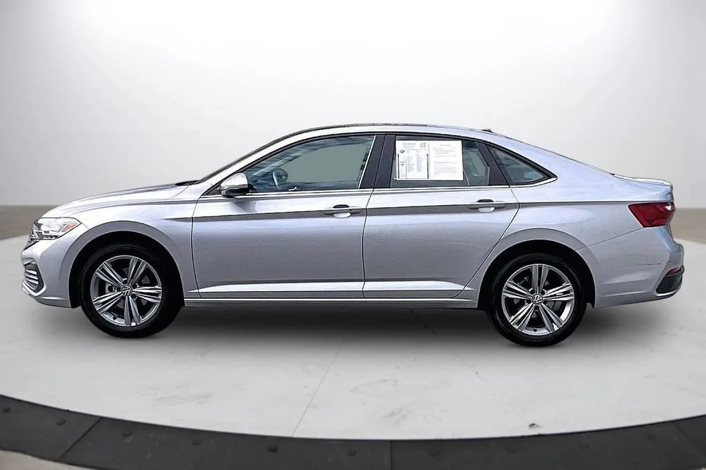 Used 2024 Silver Volkswagen 1.5T SE image 5