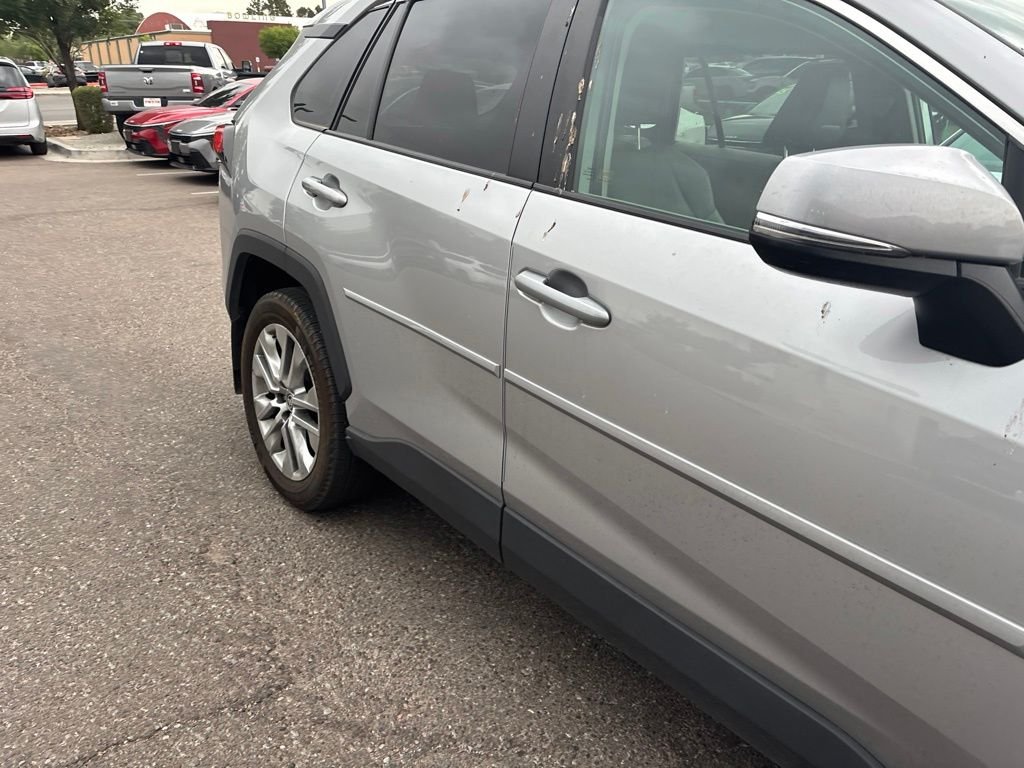 Used 2023 Silver Toyota XLE Premium image 11