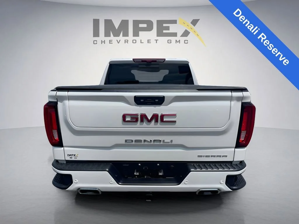 Used 2024 White Frost Tricoat GMC Denali image 4