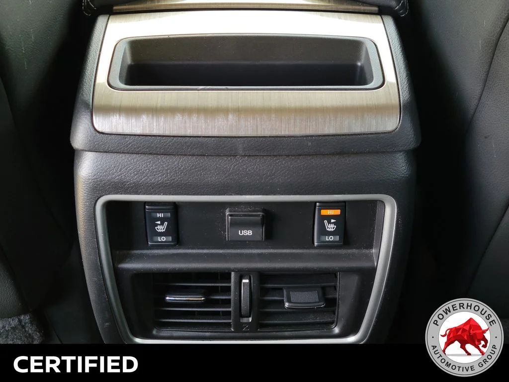Used 2018 Gray Nissan Platinum image 18