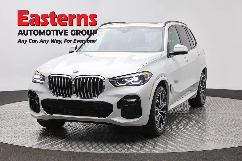 Used 2023 White BMW xDrive40i image 1