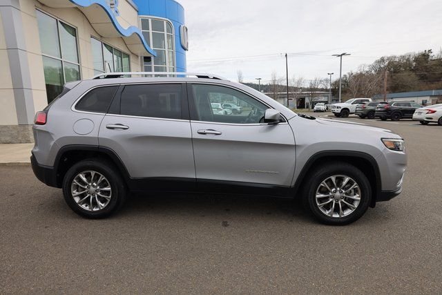 Used 2019 Jeep Cherokee Latitude Plus with VIN 1C4PJMLX8KD232403 for sale in Roseburg, OR