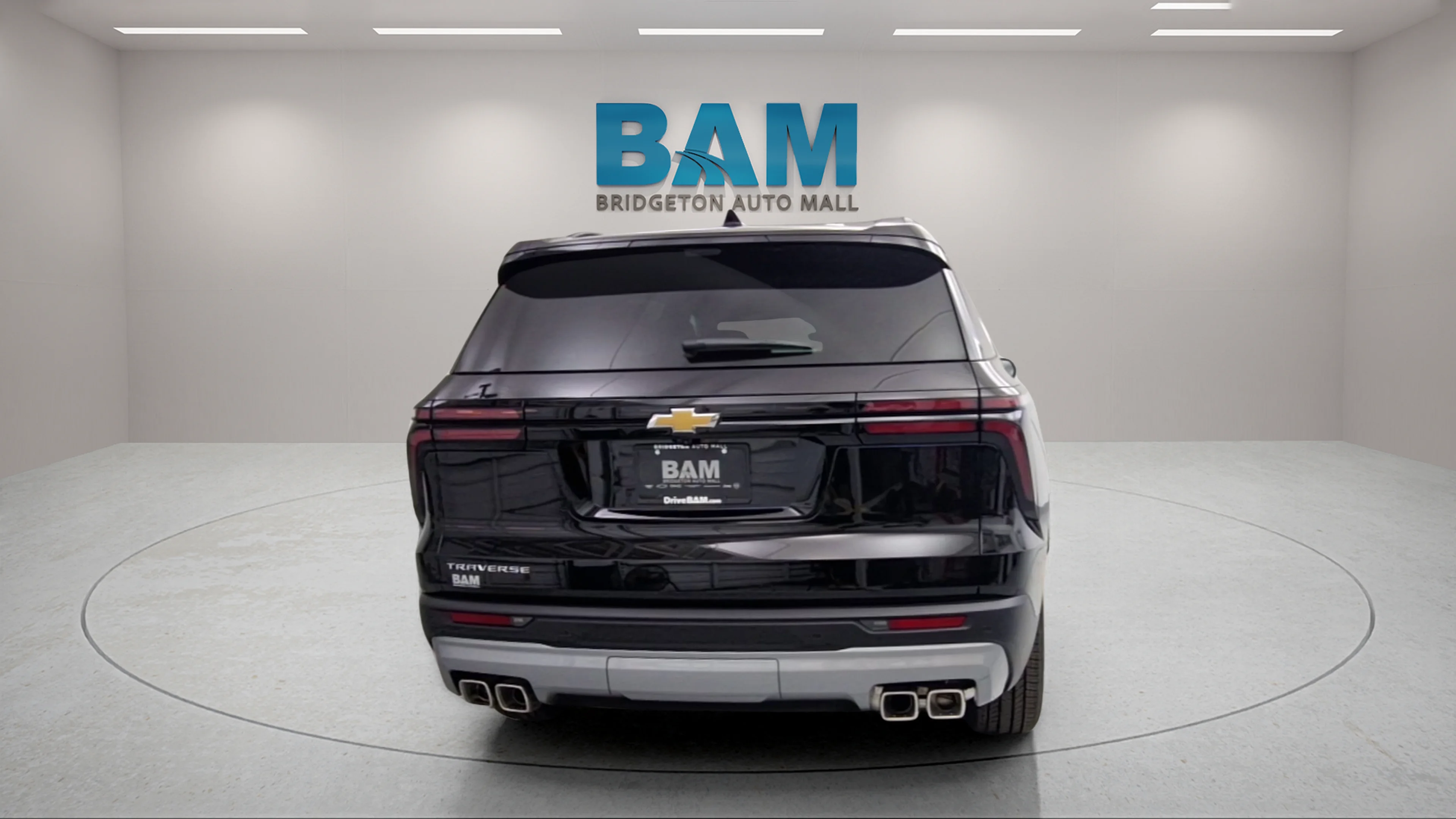 New 2026 Mosaic Black Metallic Chevrolet LT image 4