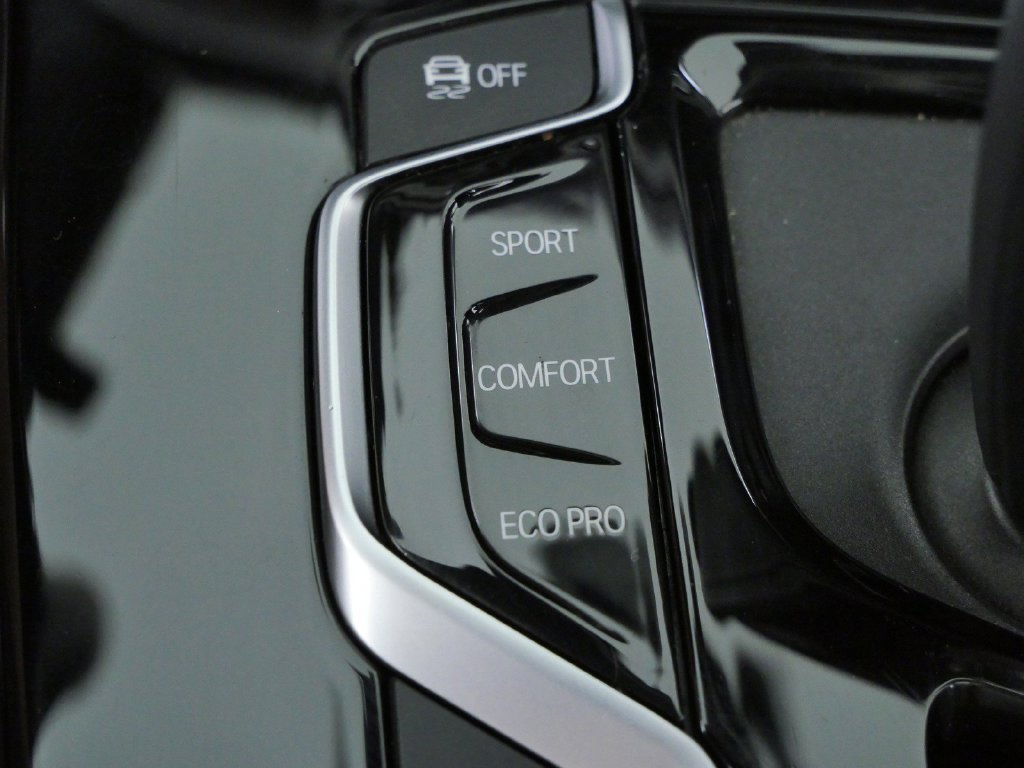 Used 2021 Dark Graphite Metallic BMW xDrive30i image 44