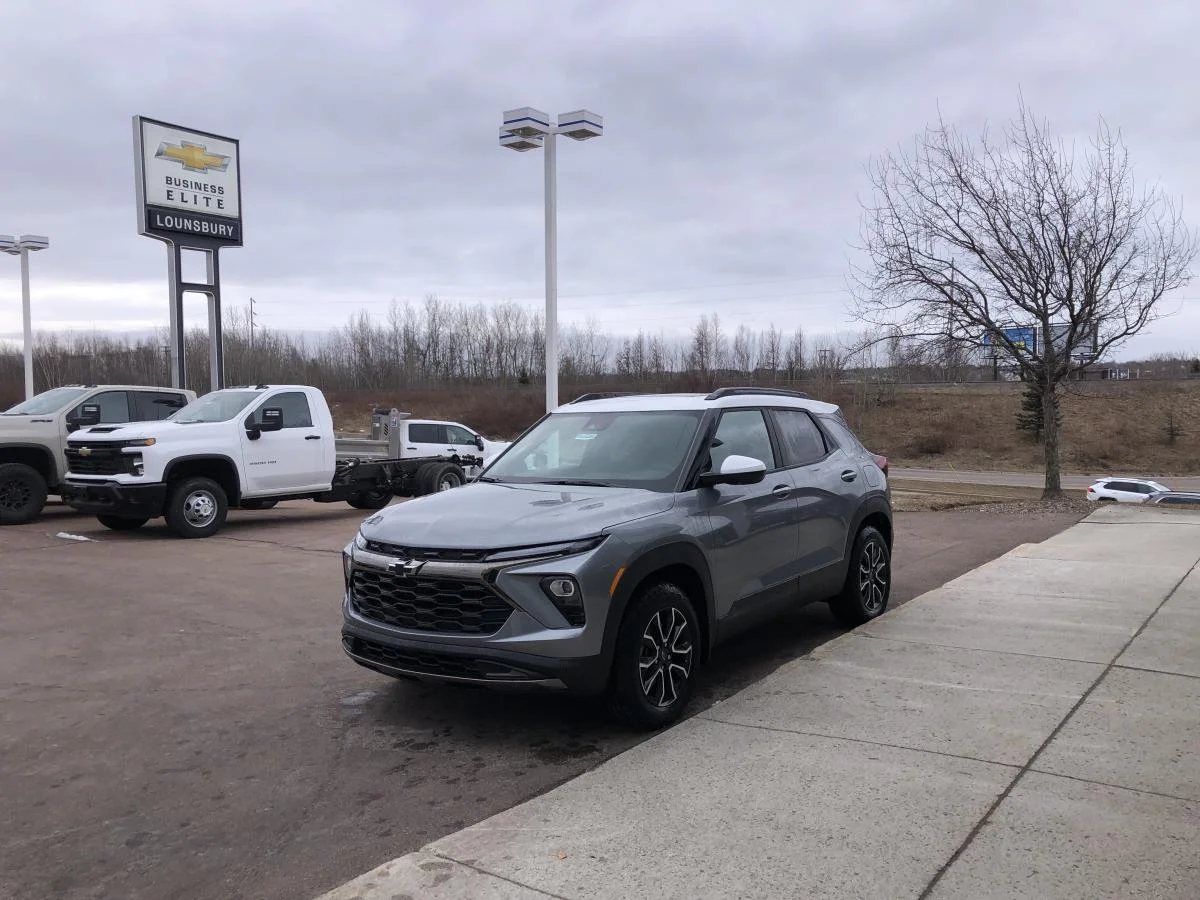 New 2026 Grey Chevrolet AWD 4dr ACTIV image 4