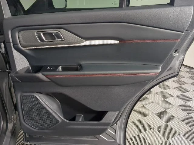 New 2026 Carbonized Gray Metallic Ford ST-Line image 25