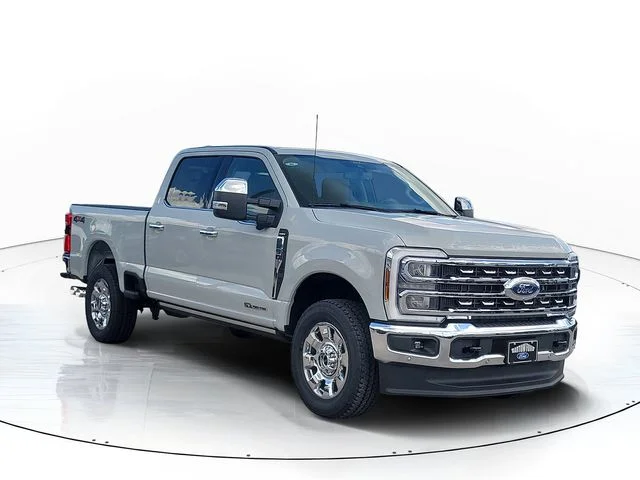 New 2026 Avalanche Ford Lariat image 3