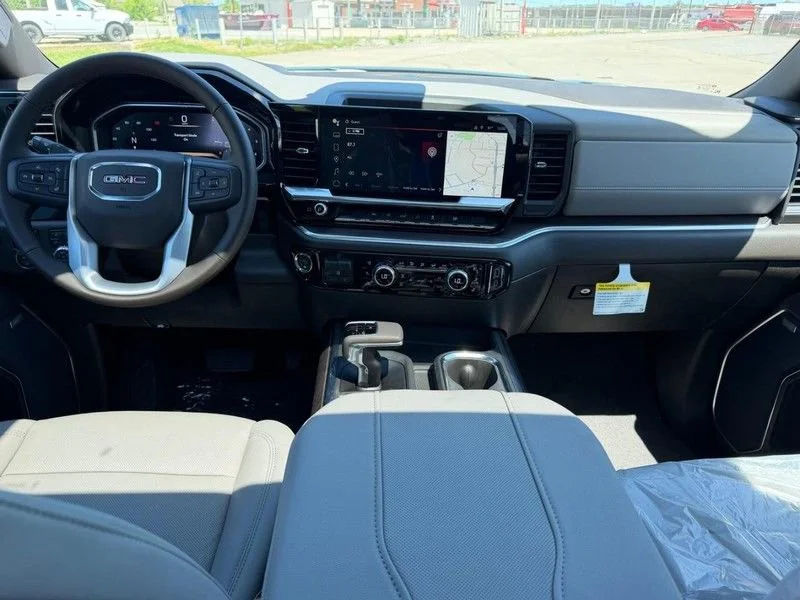 2026 GMC Sierra 1500 SLT - Photo 9