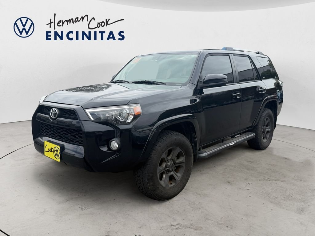 2019 Toyota 4Runner SR5 4x4 V6's photo