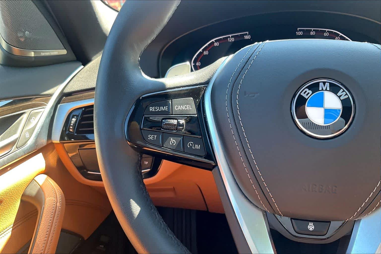 Used 2023 Black Sapphire Metallic BMW 540i xDrive image 25