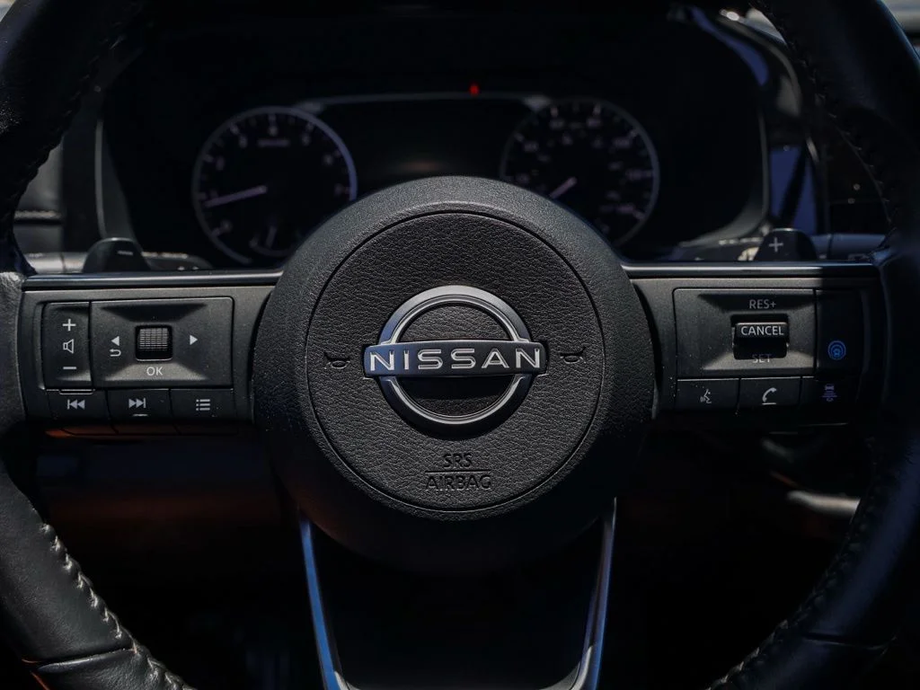 Used 2024 Gray Nissan SV image 24