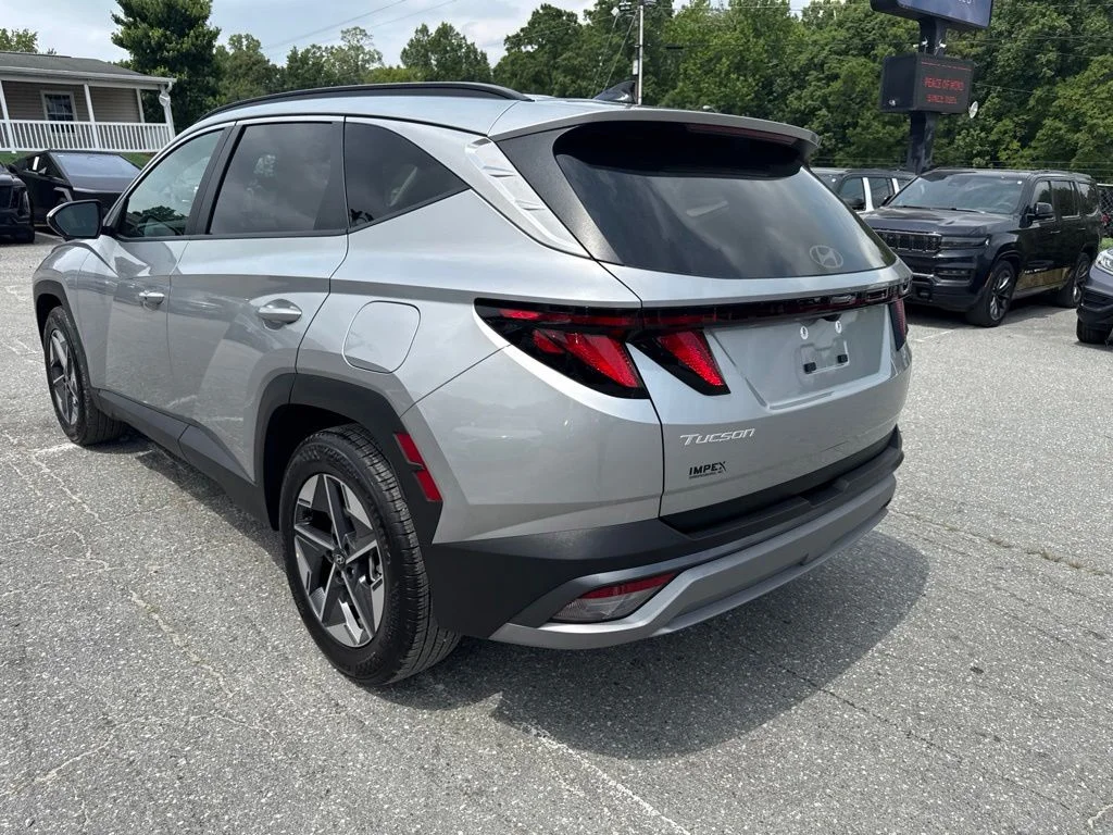 Used 2026 Silver Hyundai SEL image 5