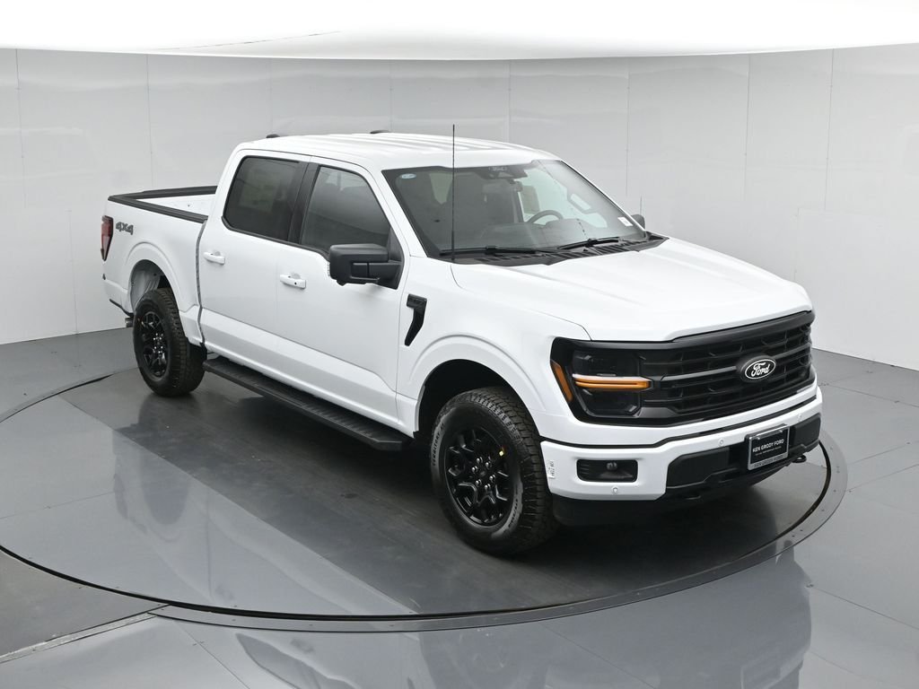 New 2026 Oxford White Ford XLT image 41