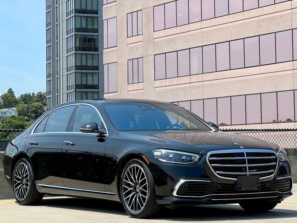 Certified Used 2023 Black Mercedes-Benz S 580 image 1