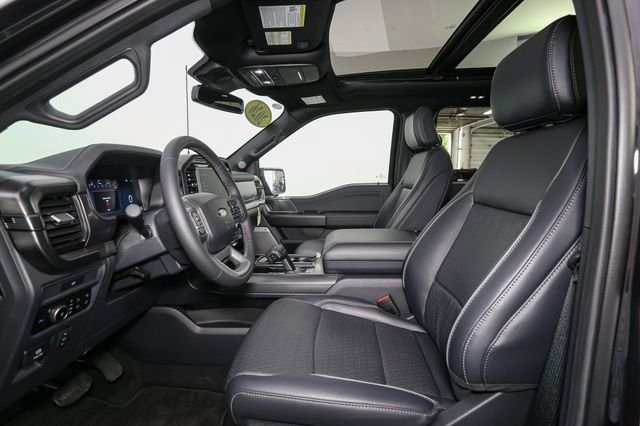 Used 2026  Ford Lariat image 42