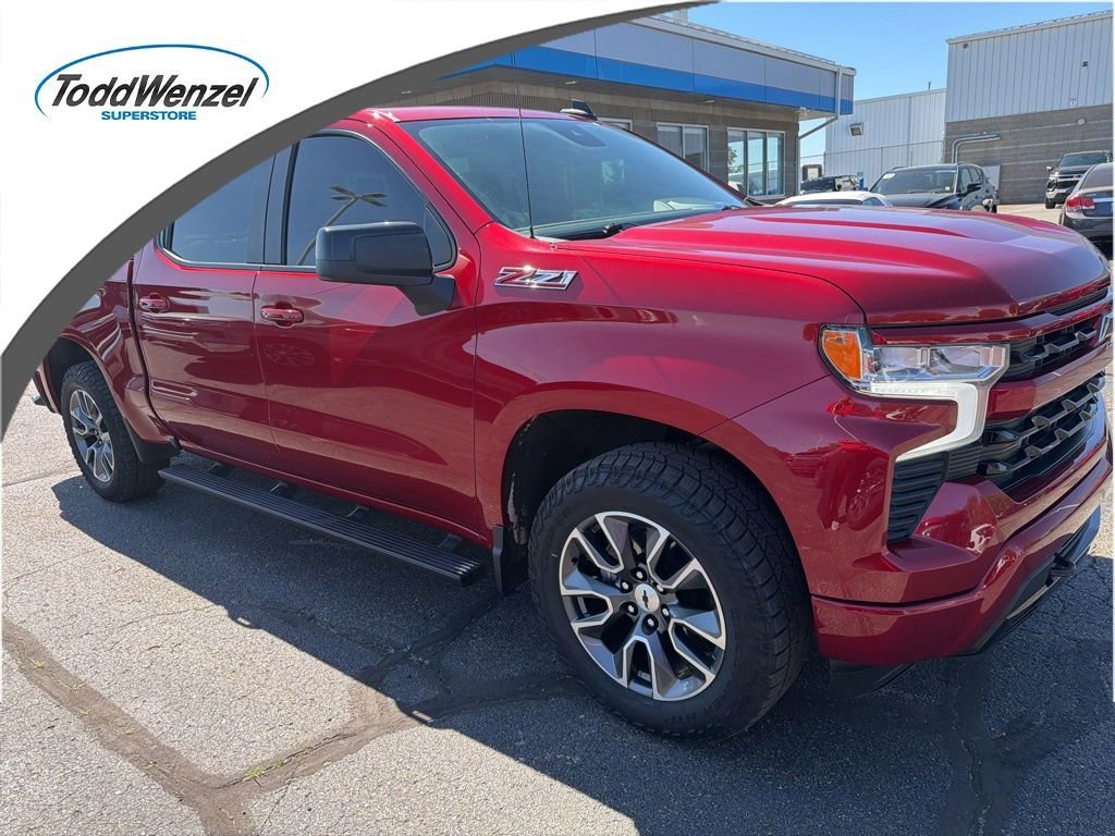 2022 Chevrolet Silverado 1500 RST 4X4 Crew Cab Short Box's photo