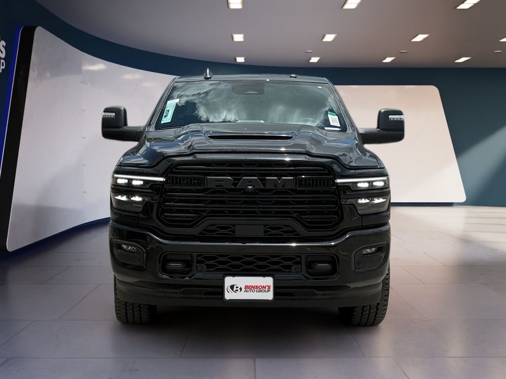 New 2026 Diamond Black Crystal Pearl-Coat Exterior Paint RAM Laramie image 8