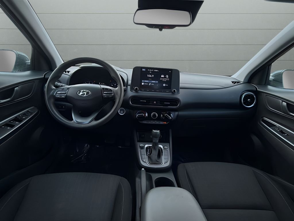 2023 Hyundai Kona SEL - Photo 11