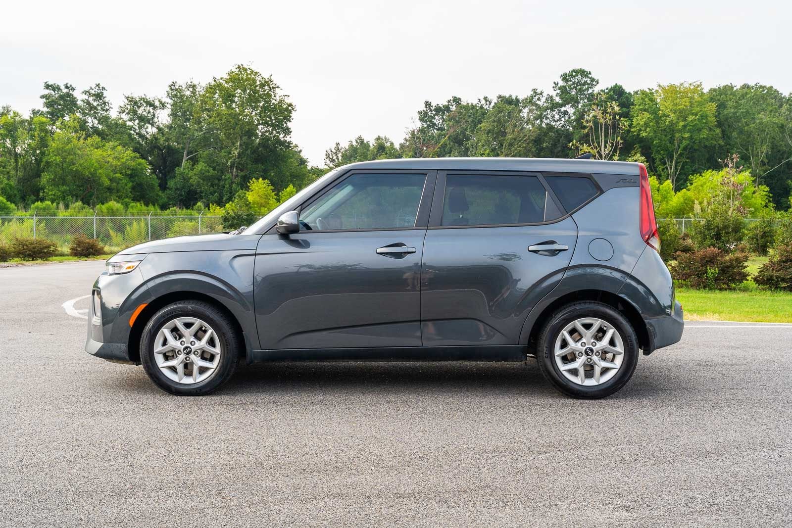 Used 2021 Gray Kia S image 4