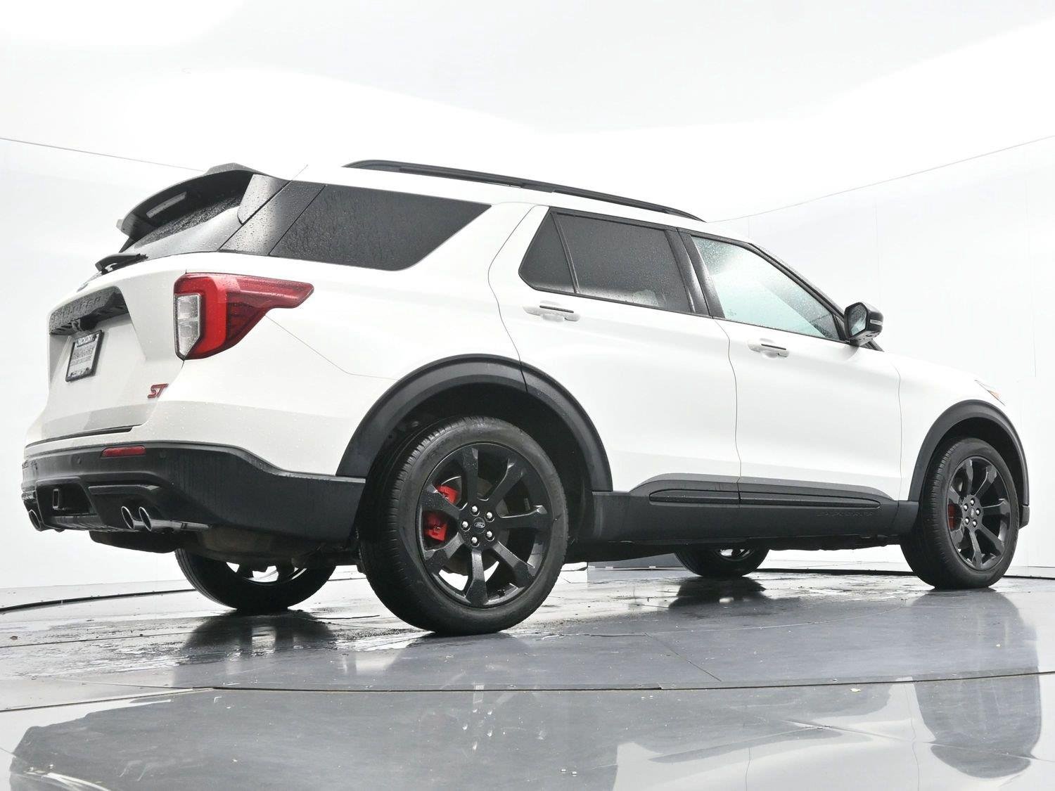 Used 2022 Star White Metallic Tri-Coat Ford ST image 60
