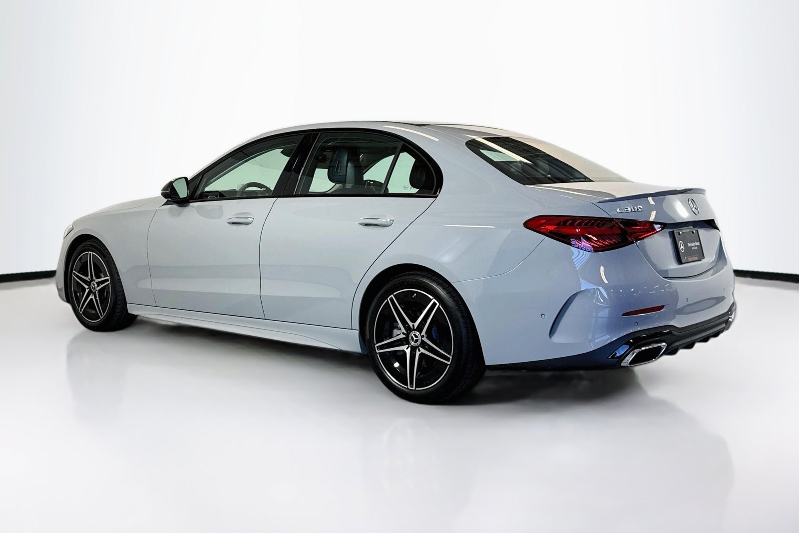 New 2026 Manufaktur Alpine Grey Mercedes-Benz C 300 image 7
