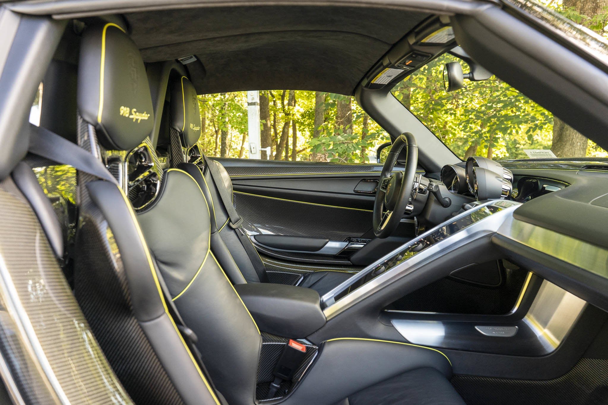 Used 2015 Black Porsche  image 67