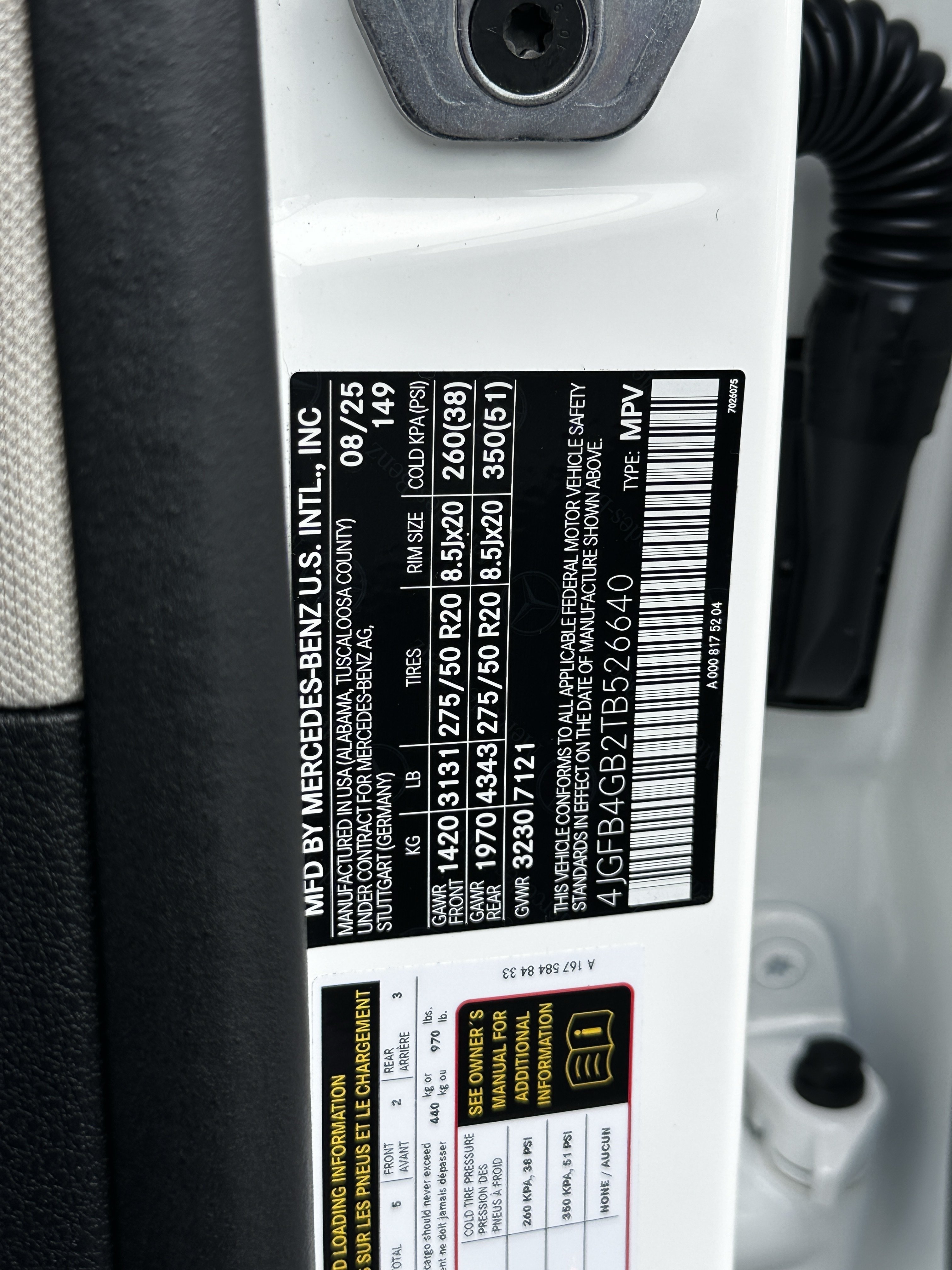 Certified Used 2026 White Mercedes-Benz GLE 450e image 36