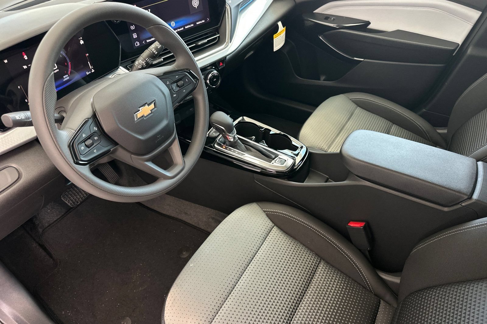 New 2026 Summit White Chevrolet LT image 10