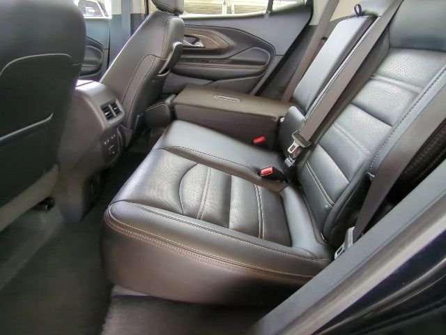 Used 2022 Ebony Twilight Metallic GMC Denali image 22