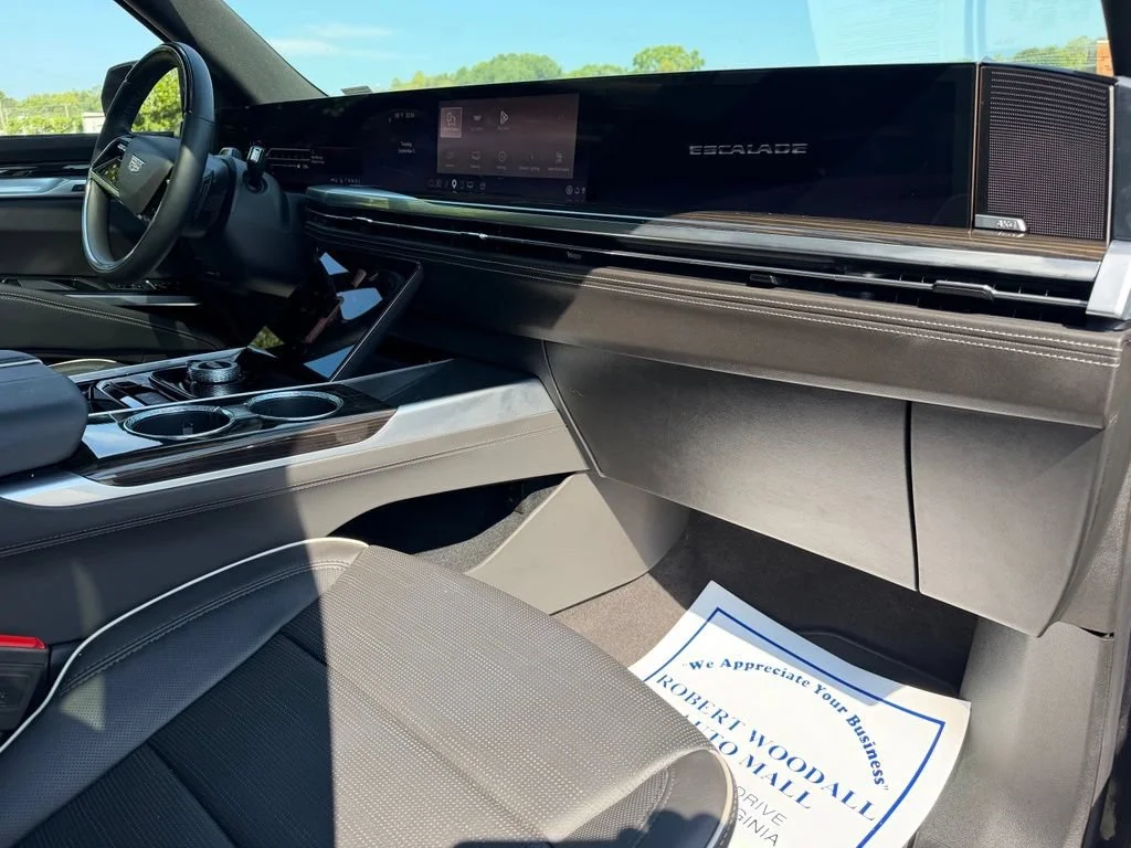 2025 Cadillac Escalade Premium Luxury - Photo 32