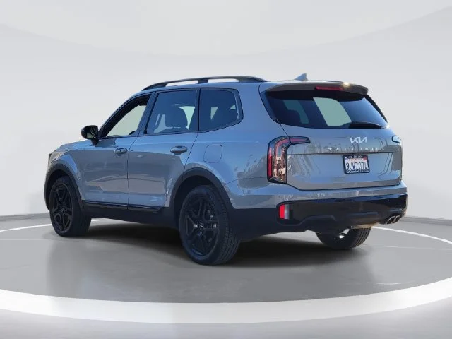 Used 2024 Gray Kia EX X-Line image 3