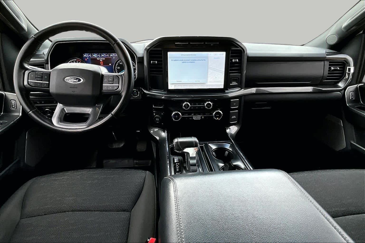 Used 2023 Oxford White Ford XLT image 13