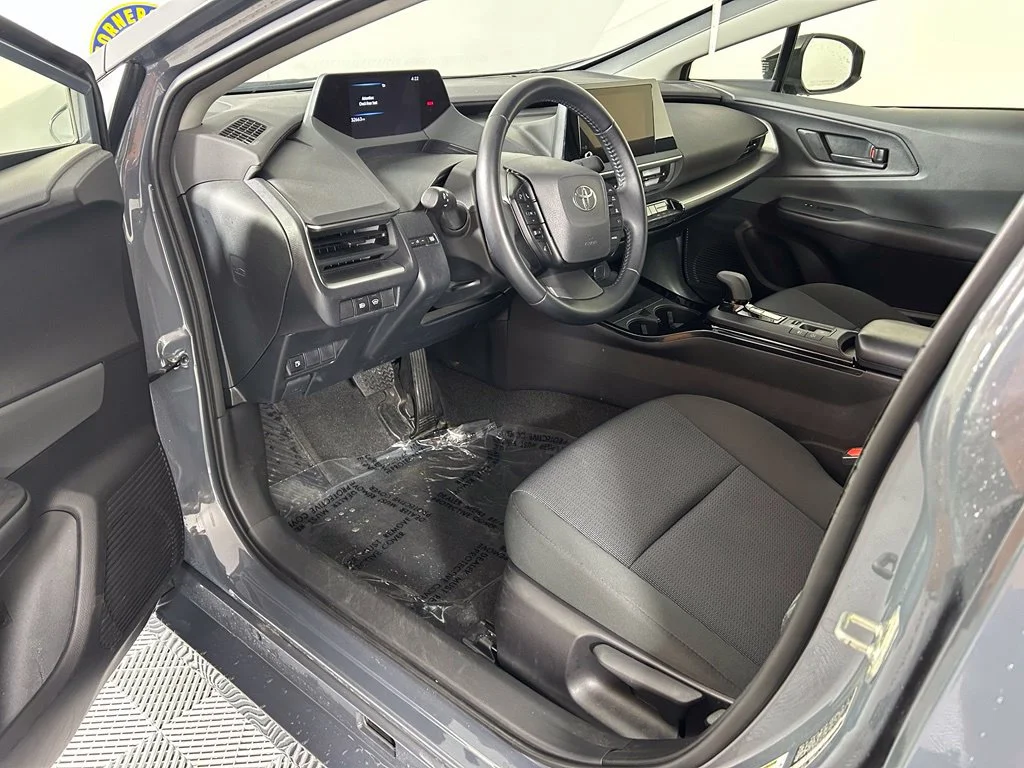 Used 2025 Gray Toyota LE image 8