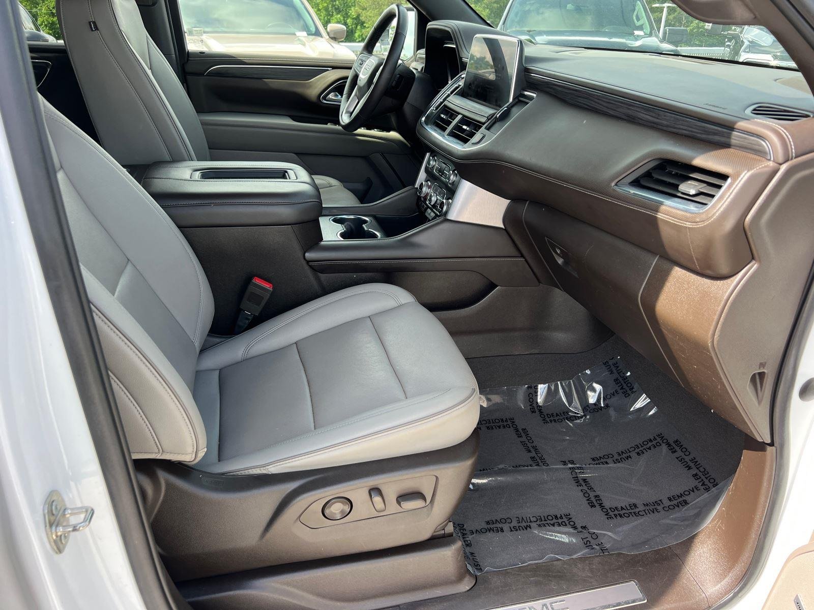Used 2022 Summit White GMC SLT image 13