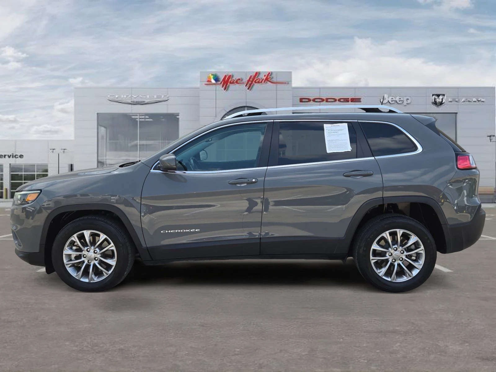2021 Jeep Cherokee Latitude Lux's photo