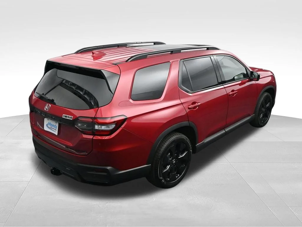 New 2026 Radiant Red Metallic II Honda Black Edition image 21